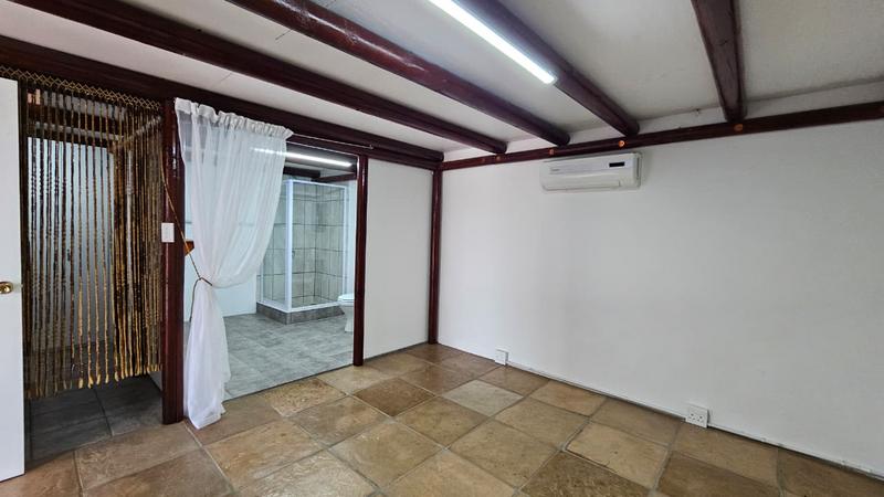 2 Bedroom Property for Sale in Britannica Heights Western Cape